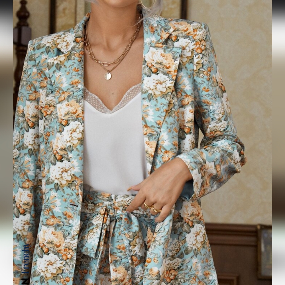 2 for $25 ❄️ Rococo Blazer + Skirt Set